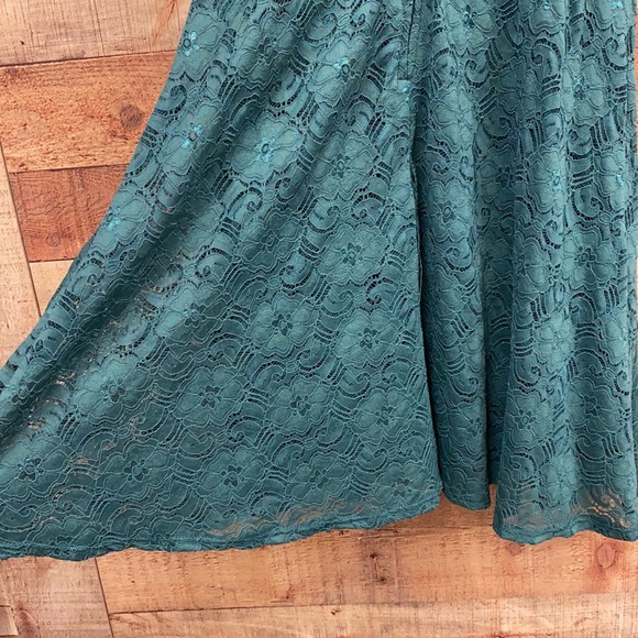 As U Wish Green Lace Mini Drew - Picture 7 of 9